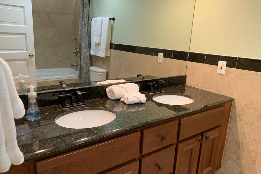 Studio Flat In The Heart Of Downtown シカゴ エクステリア 写真
